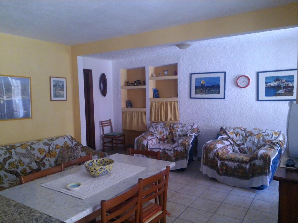 Corte Mannoni ปอร์โต ปอซโซ ภายนอก รูปภาพ